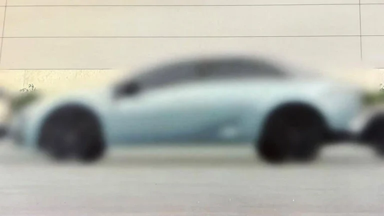 Майбутній Corolla, ймовірно, випадково розкрився у службовій документації Toyota — його вигляд збігається з концептом