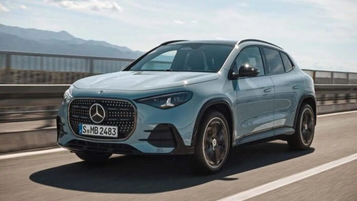 Mercedes-Benz представив новий GLA: електроверсія проїжджає до 657 км