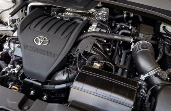 Toyota придумала спосіб майже повністю прибрати турбояму в гібридах