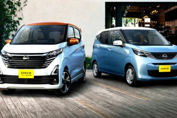 Модель Nissan за 9200 доларів, яку неможливо купити, отримала крихітне покращення безпеки