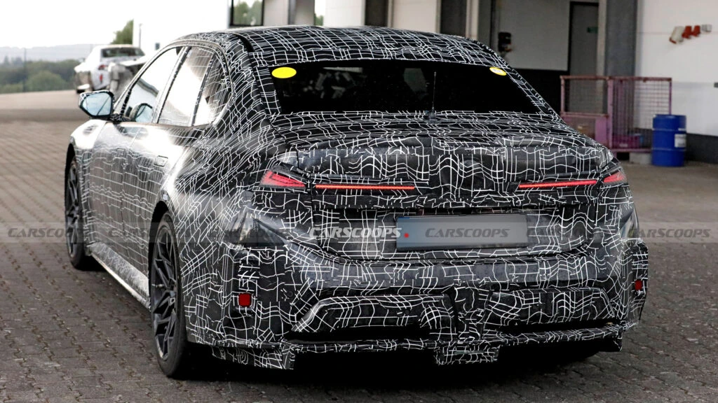 У 2028 році BMW M3 стане електрокаром: без вихлопу, зате з потужністю