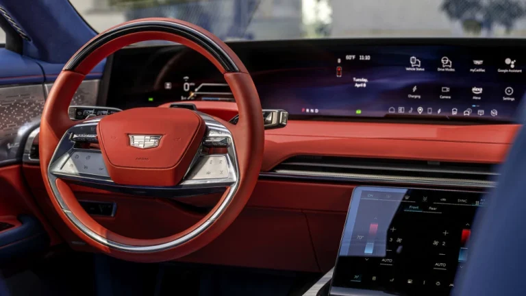 GM нещодавно впровадила Google Gemini у свої автомобілі, а тепер створює власний штучний інтелект
