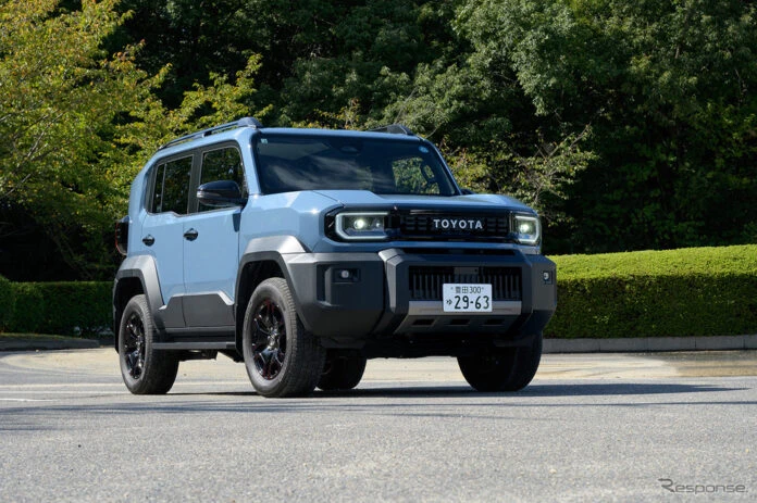 Toyota Land Cruiser FJ випробували на бездоріжжі та виявили сильні й слабкі сторони